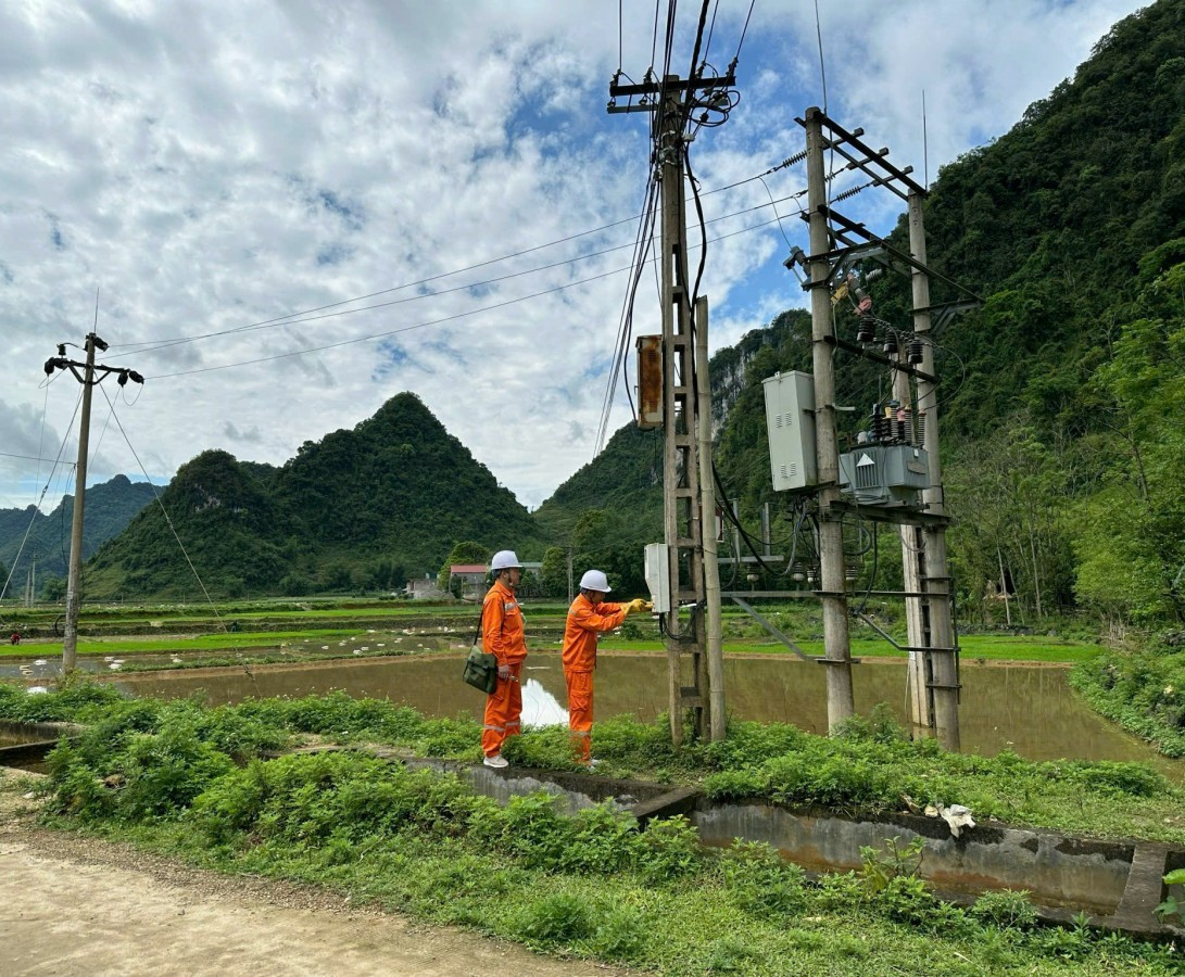 Công ty Điện lực Cao Bằng nỗ lực đảm bảo cung cấp điện an toàn, ổn định