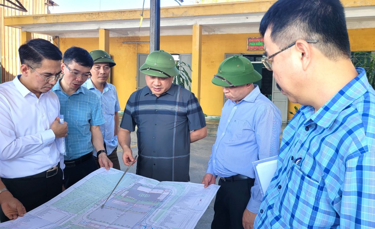 Tình hình triển khai các dự án phát triển mỏ tại Than Uông Bí và Vàng Danh