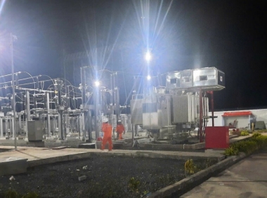 Xuyên đêm hoàn thành công trình Trạm biến áp 110kV Hoa Lư (Bình Phước)