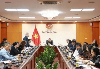 Thảo luận kế hoạch triển khai ‘chuyển đổi năng lượng công bằng’ ở Việt Nam năm 2025