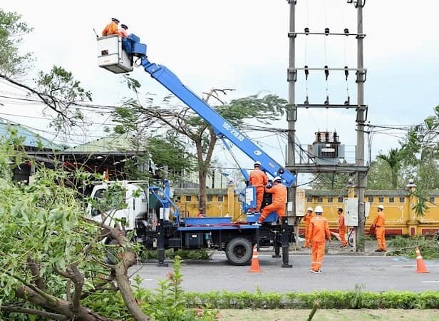 Cập nhật tình hình khôi phục lưới điện của EVN sau bão số 3 (ngày 9/9/2024)