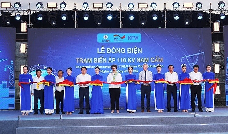 Đóng điện Trạm biến áp 110kV Nam Cấm - dự án sử dụng vốn ưu đãi từ Chính phủ Đức