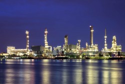 Phân tích vai trò hydrogen trong quá trình khử carbon ngành lọc hóa dầu và công nghiệp nặng