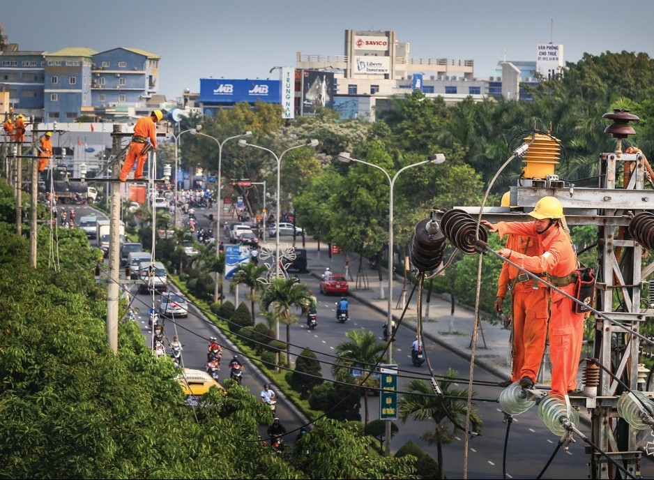 Tổng công ty Điện lực miền Nam - 50 năm xây dựng và phát triển