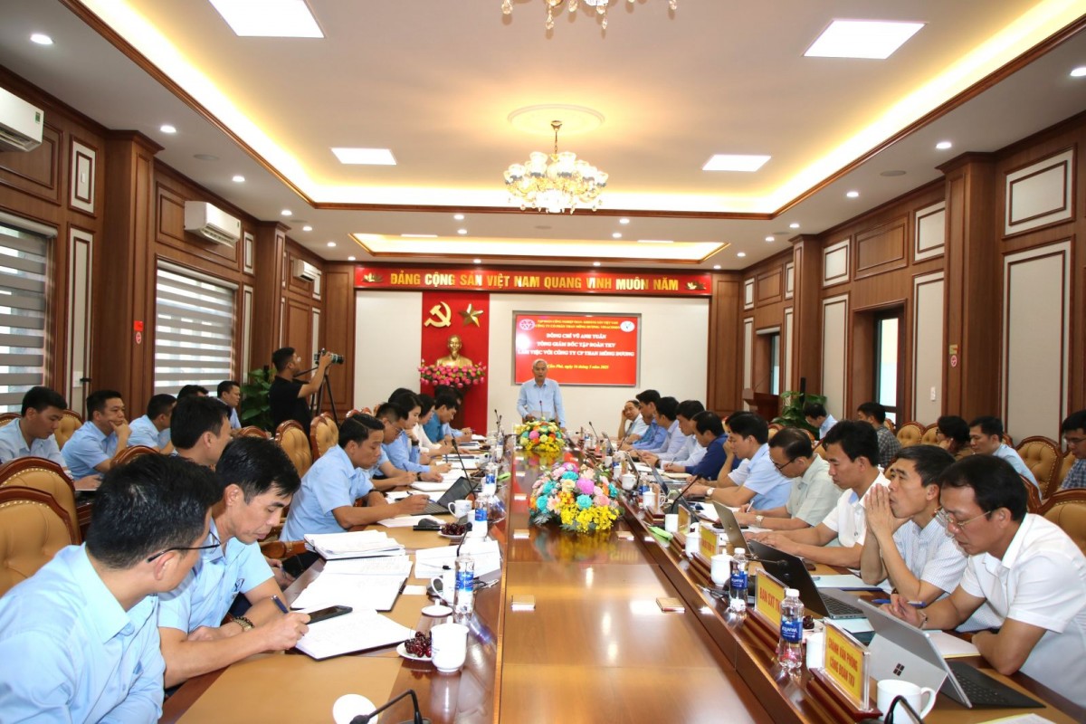 Tổng Giám đốc TKV kiểm tra sản xuất và làm việc với Than Mông Dương