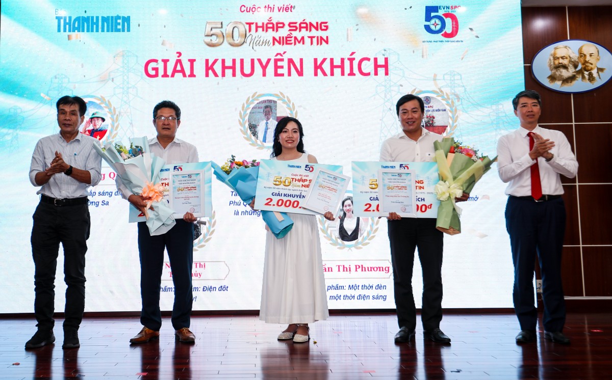 Trao giải cuộc thi viết về ngành Điện miền Nam ‘50 năm thắp sáng niềm tin’