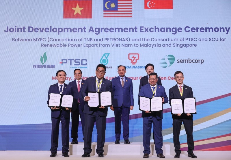 Khởi động hợp tác xuất khẩu điện tái tạo từ Việt Nam sang Malaysia và Singapore