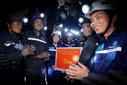 Phó Bí thư Thường trực Tỉnh ủy Quảng Ninh làm việc với Công ty Than Nam Mẫu
