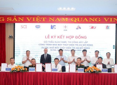 Ký hợp đồng gói thầu thi công xây lắp dự án mở rộng Nhà máy Thủy điện Trị An