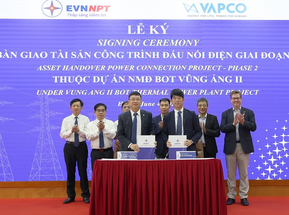 EVNNPT tiếp nhận tài sản công trình đấu nối Nhà máy Nhiệt điện BOT Vũng Áng 2