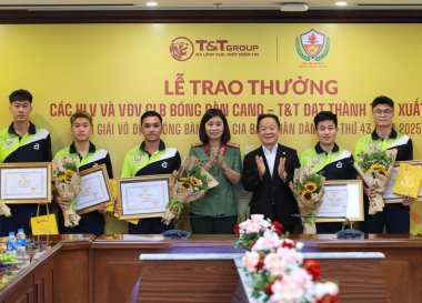 T&T Group trao thưởng hơn 1,2 tỷ đồng cho CLB Bóng bàn CAND - T&T