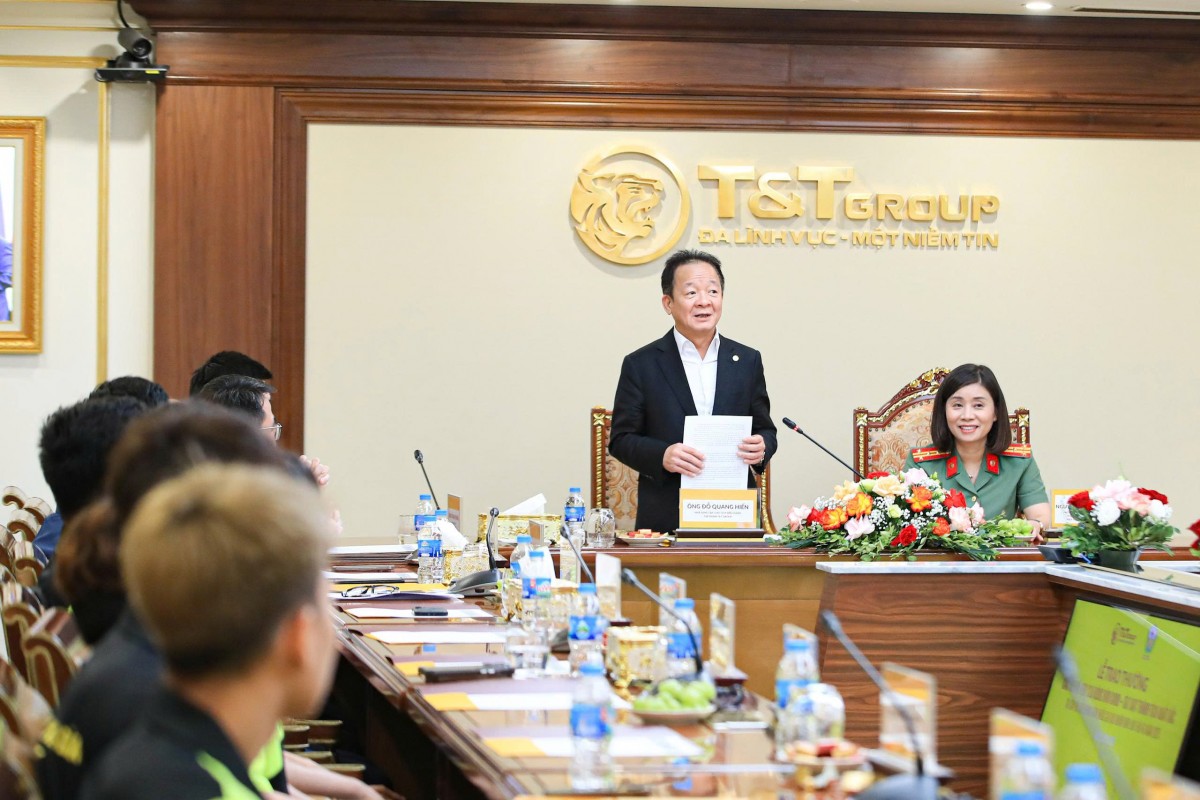 T&T Group trao thưởng hơn 1,2 tỷ đồng cho CLB Bóng bàn CAND - T&T