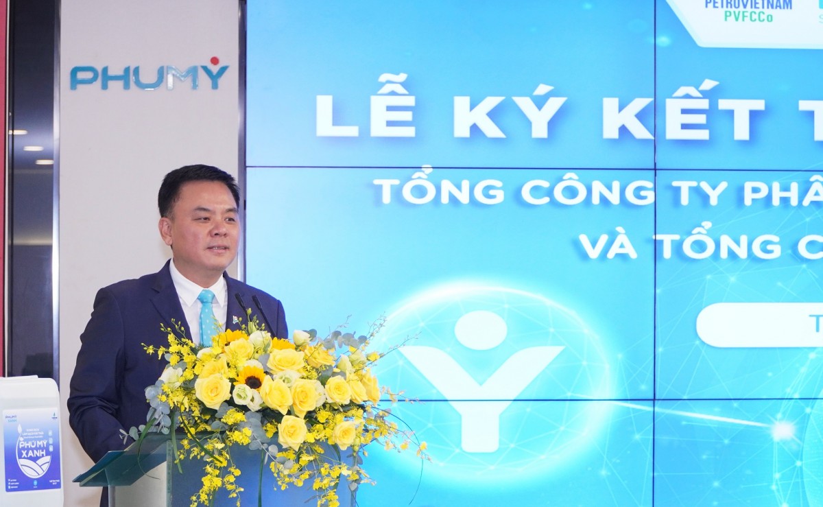PVFCCo - Phú Mỹ và PVOIL hợp tác trong lĩnh vực dịch vụ, thương mại và hóa chất