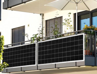 Khởi động dự án điện mặt trời ban công ở Việt Nam