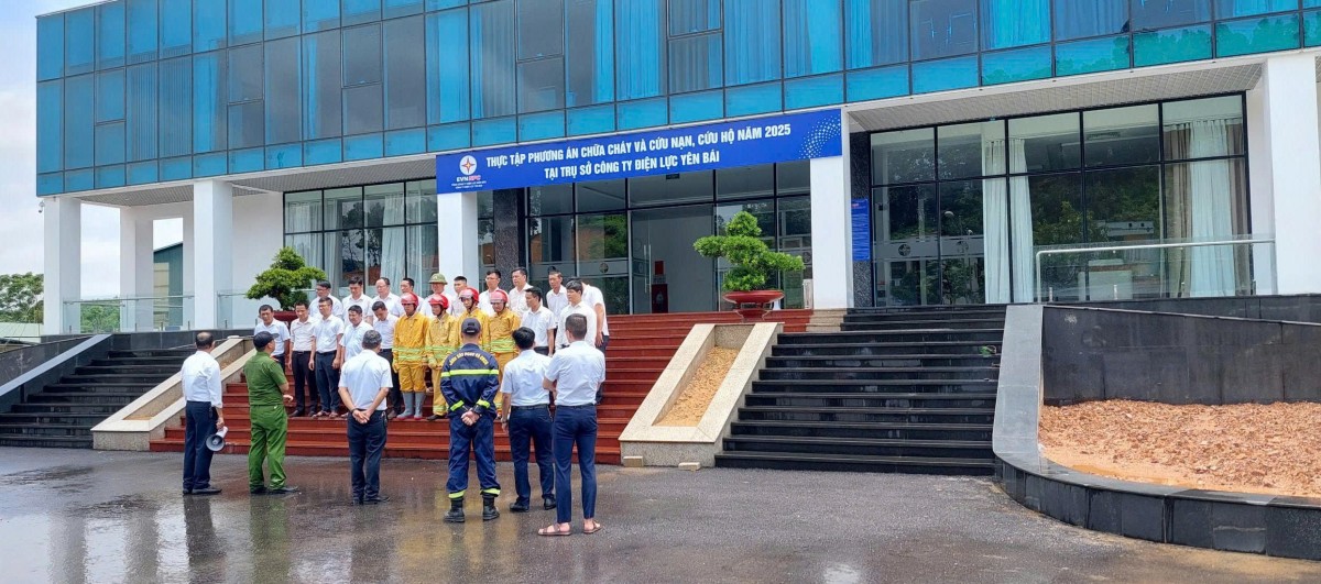 PC Yên Bái huấn luyện nghiệp vụ, thực tập phương án phòng cháy chữa cháy năm 2025