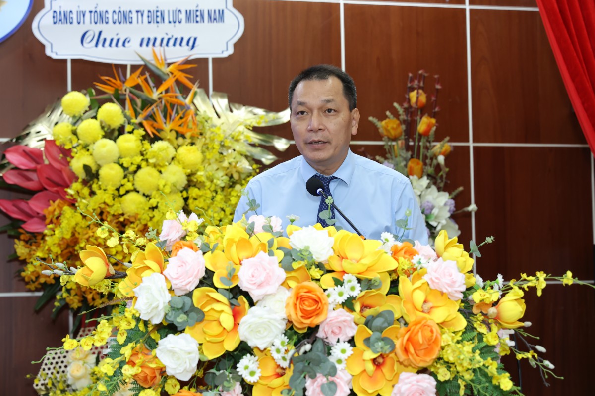 EVNSPC đón nhận Huân chương Lao động và sơ kết hoạt động 6 tháng đầu năm 2025