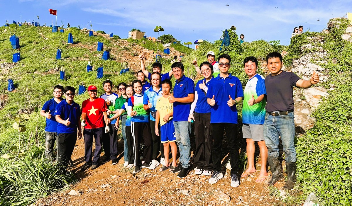 NCSP và PV GAS D chung tay phủ xanh không gian sống