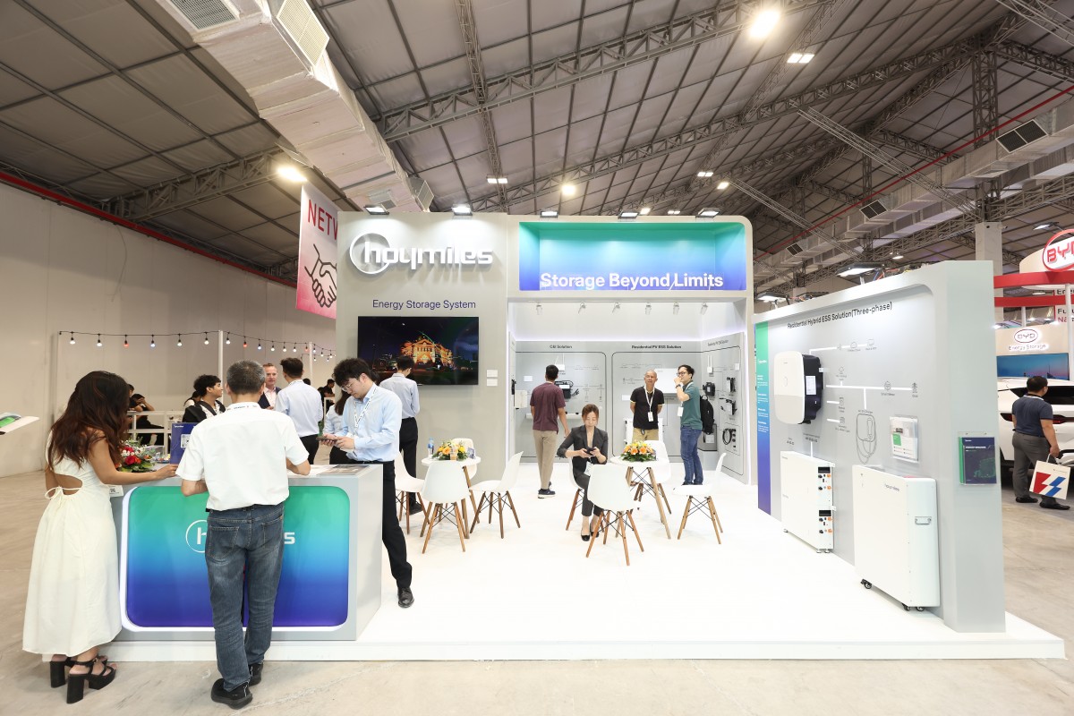 Ấn tượng thương hiệu Hoymiles tại Triển lãm Solar & Storage Live Vietnam 2025