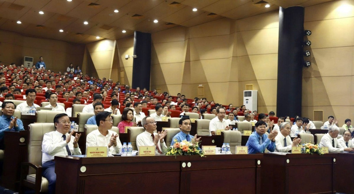 Vinh danh thợ mỏ tiêu biểu Nguyễn Thái Hà - Công ty Cổ phần Giám định - Vinacomin