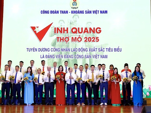 Vinh danh thợ mỏ tiêu biểu Nguyễn Thái Hà - Công ty Cổ phần Giám định - Vinacomin