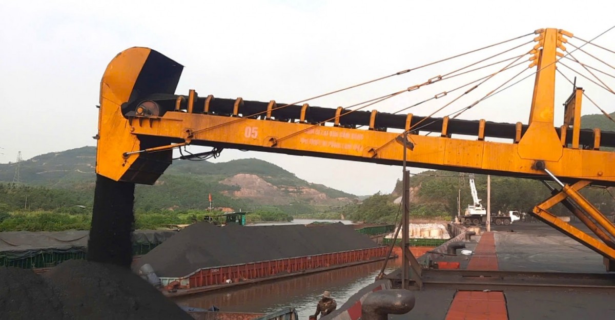 Phân xưởng Kho cảng Làng Khánh 2 trong hành trình phát triển của Tuyển than Hòn Gai