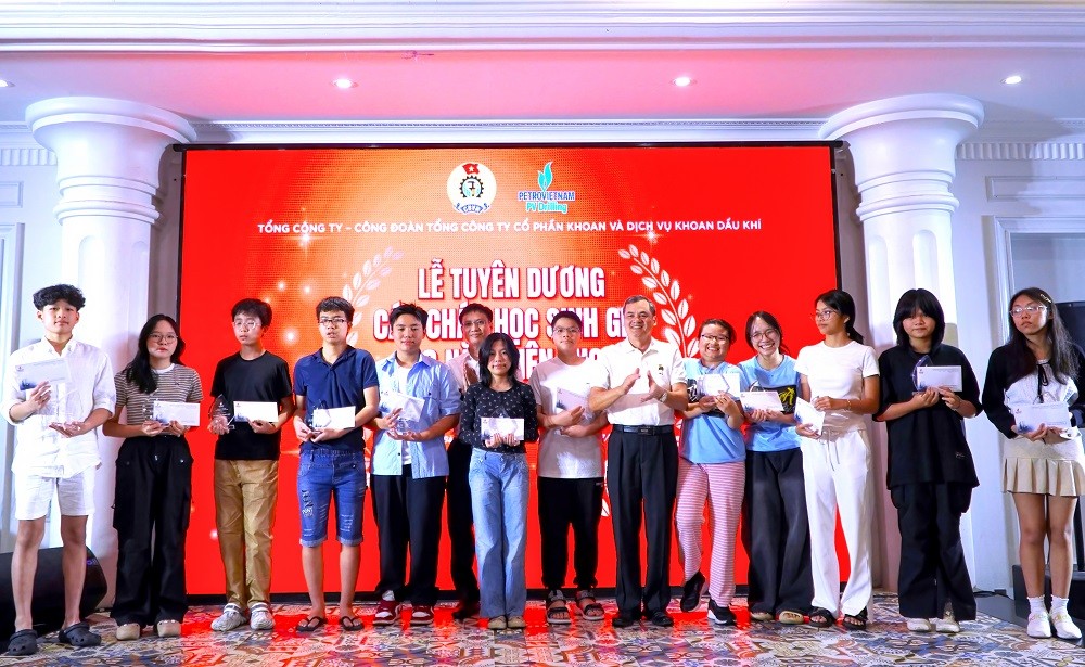 PV Drilling tổ chức tuyên dương và hành trình về nguồn cho các cháu đạt thành tích học sinh giỏi 8 năm liên tục