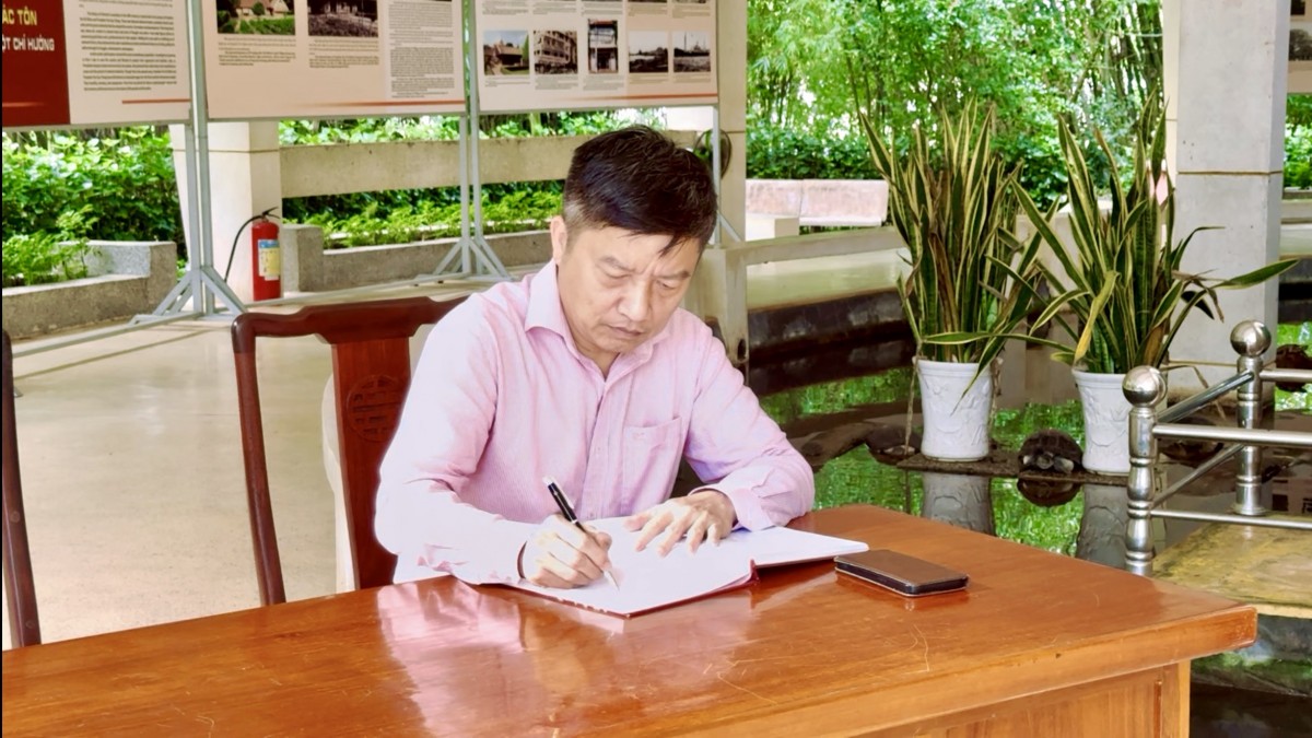 EVNGENCO1 tổ chức chuỗi hoạt động tri ân nhân Ngày Thương binh - Liệt sỹ tại tỉnh Vĩnh Long