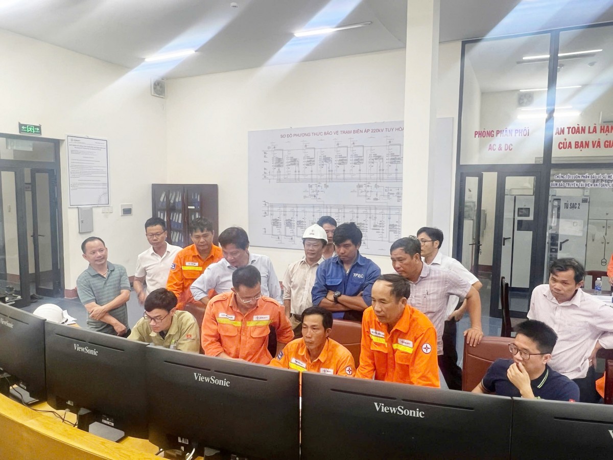 Đóng điện dự án nâng công suất Trạm biến áp 220kV Tuy Hòa