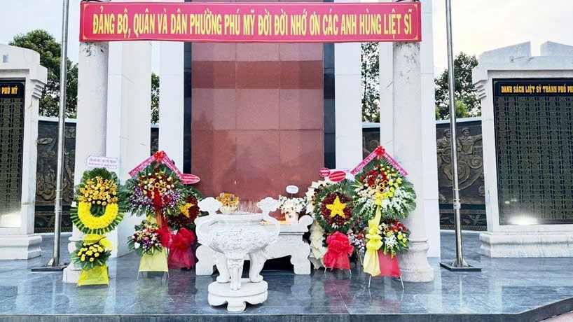 Công ty Nhiệt điện Phú Mỹ tri ân các gia đình có công với cách mạng