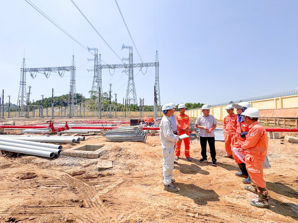 Tình hình thực hiện dự án đường dây 500kV Lào Cai - Vĩnh Yên (cập nhật ngày 31/7)