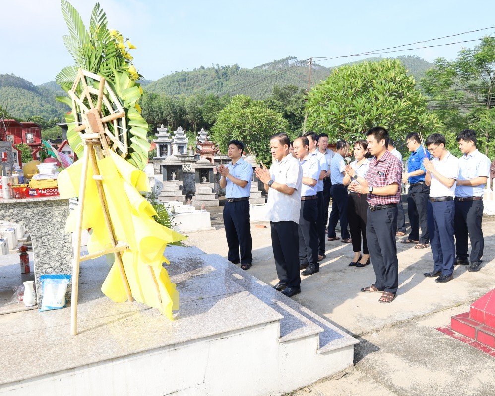 Công ty Cổ phần Thủy điện Thác Bà hướng về nguồn cội
