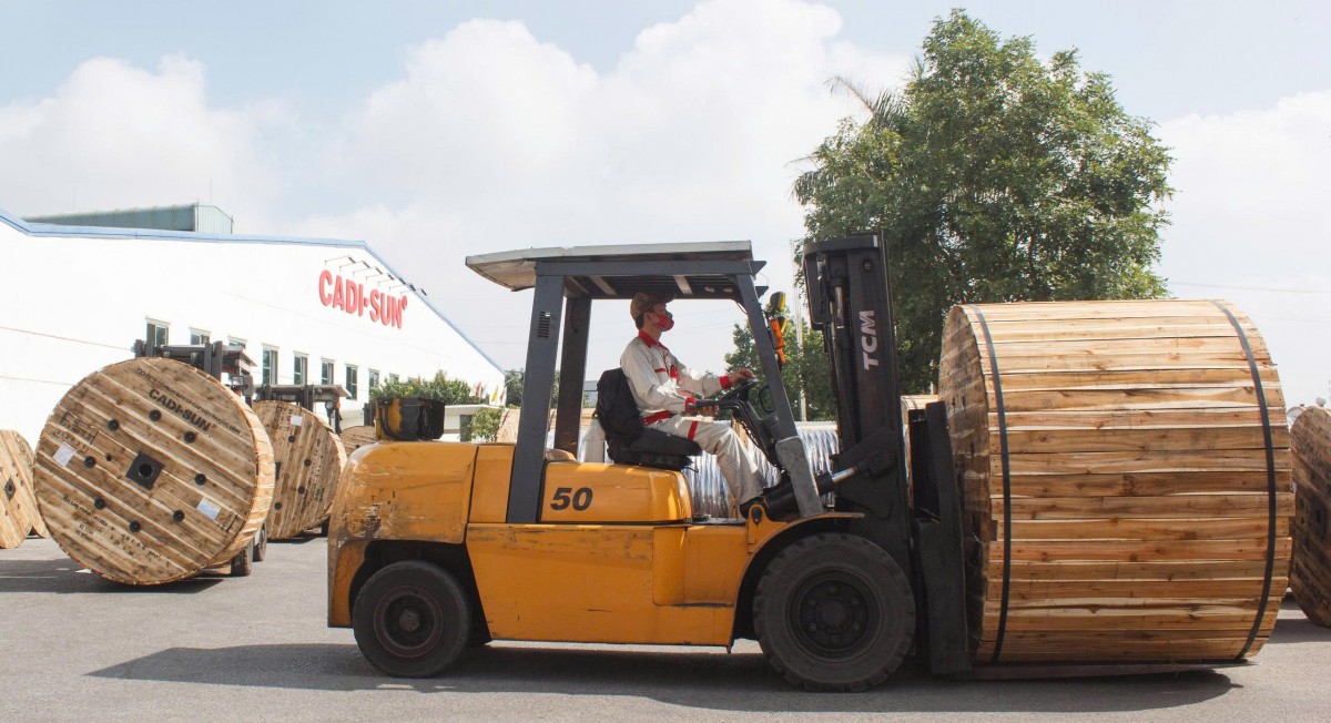 CADI-SUN bàn giao những chuyến hàng đầu tiên cho Tổng công ty Điện lực TP. Hồ Chí Minh