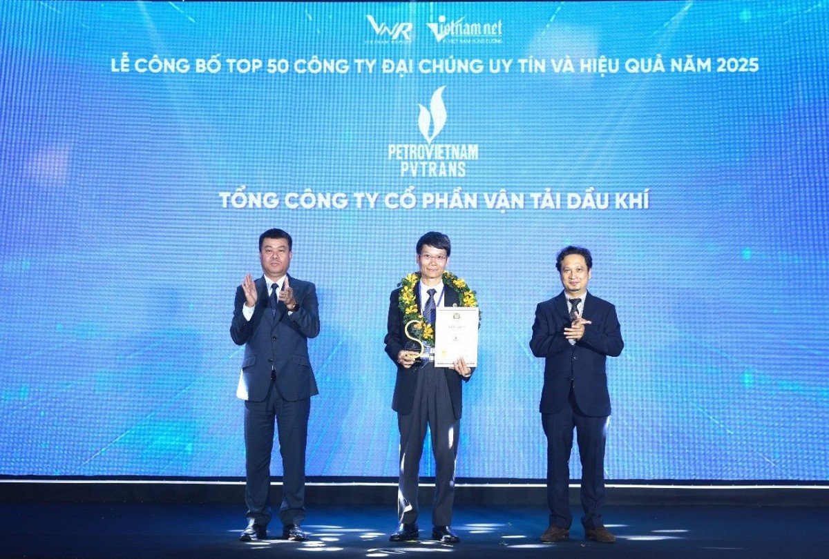 PVTrans được vinh danh trong Top 50 Công ty Đại chúng uy tín và hiệu quả năm 2025