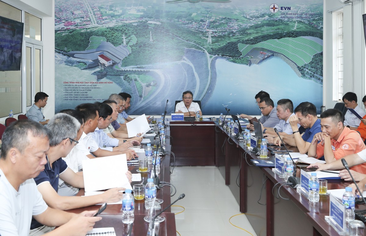 Hoàn thành tuyến năng lượng dự án Thủy điện Hòa Bình mở rộng