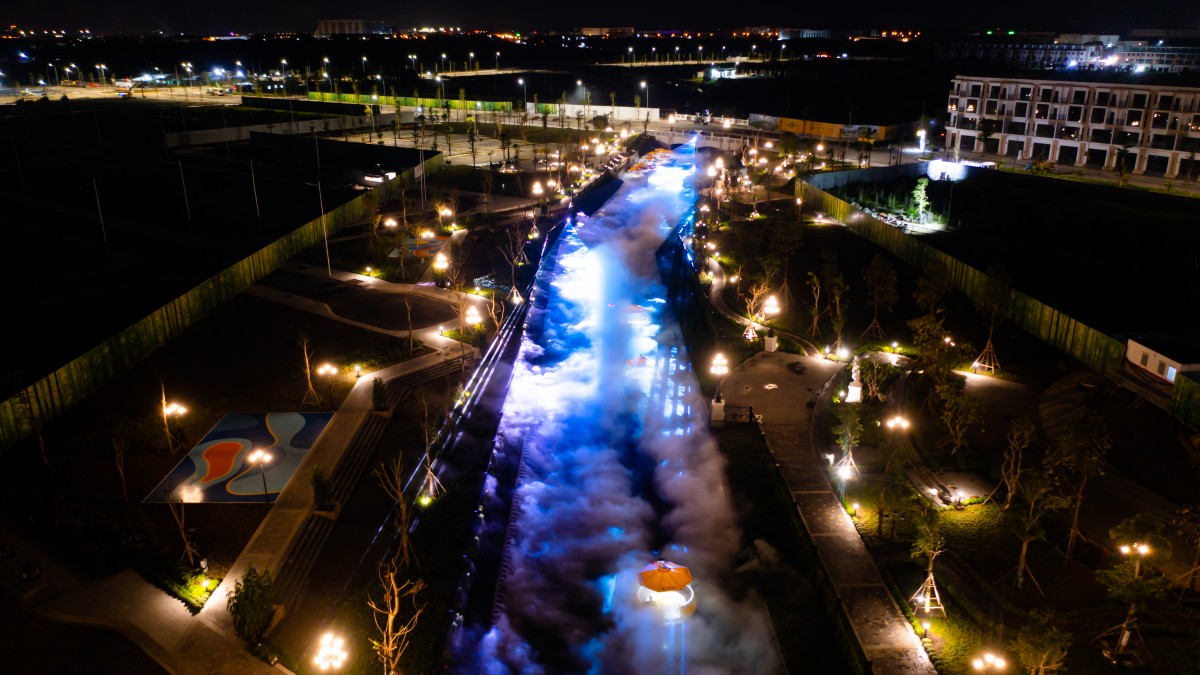 Vẻ đẹp siêu thực trên Dòng sông Ánh sáng T&T City Millennia