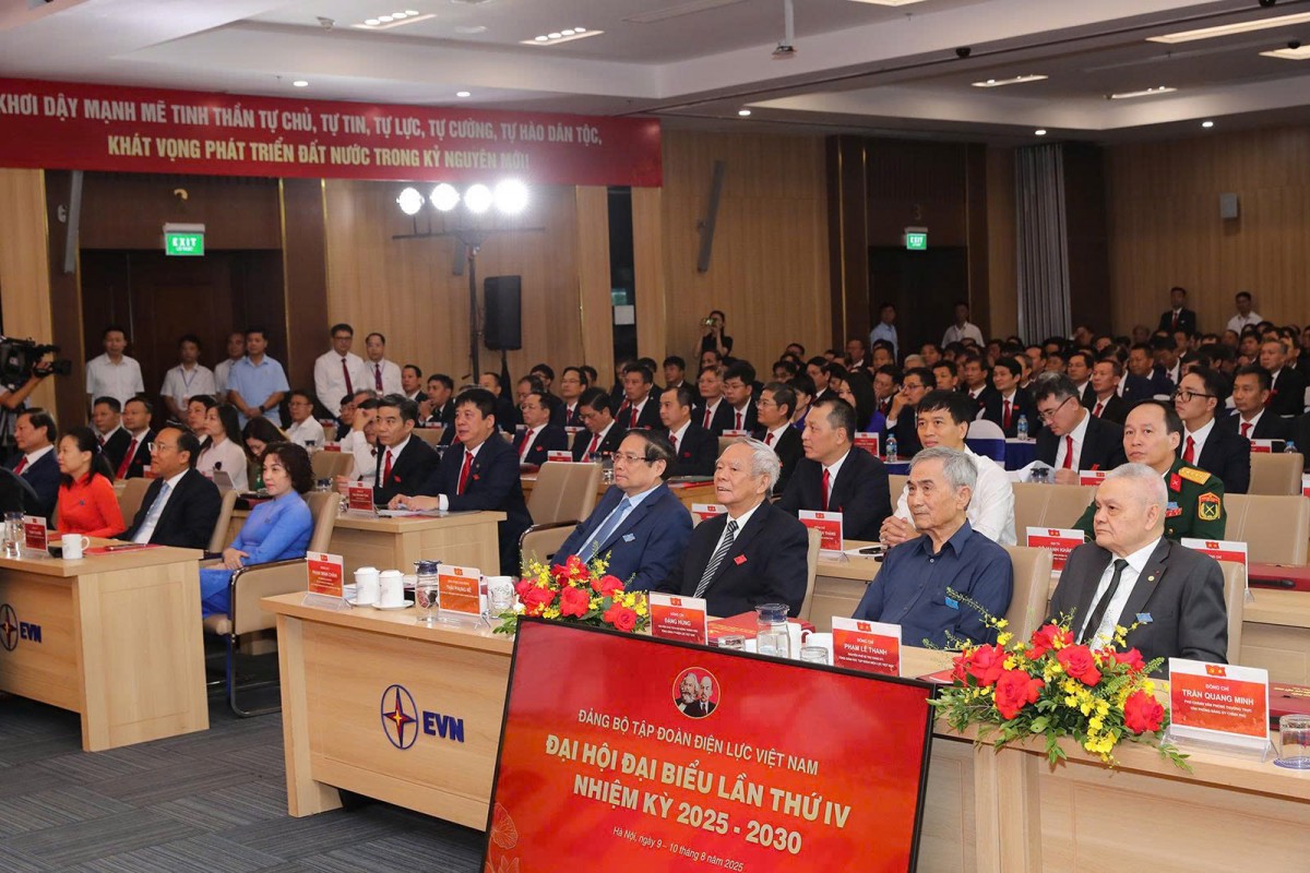 Thủ tướng dự Đại hội đại biểu Đảng bộ EVN lần thứ IV (nhiệm kỳ 2025-2030)