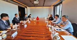 Chủ tịch HĐTV TKV làm việc với Tập đoàn Daejoo KC (tại Hàn Quốc)
