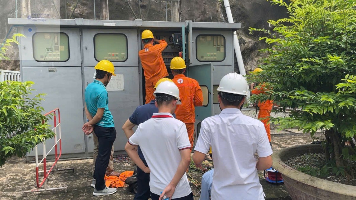 EVNGENCO1 tổ chức khóa đào tạo thí nghiệm máy biến áp, máy cắt, máy phát điện trong nhà máy điện