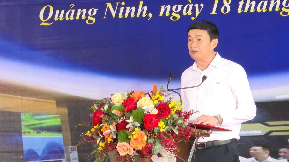 Gắn biển công trình ‘Hệ thống giám sát và điều khiển tự động hóa mỏ than Khe Chàm III’