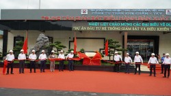 Gắn biển công trình ‘Hệ thống giám sát và điều khiển tự động hóa mỏ than Khe Chàm III’