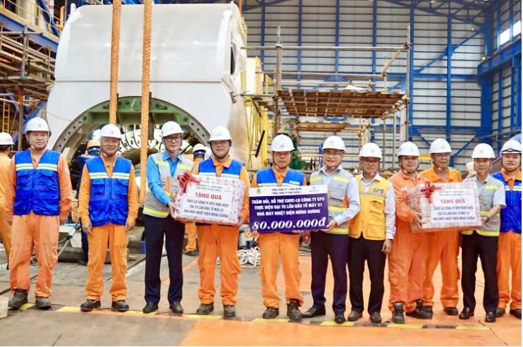 EVNGENCO3 động viên người lao động tham gia đại tu tổ máy 1 Nhiệt điện Mông Dương 1