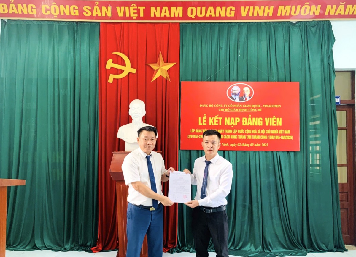 Đảng bộ Công ty CP Giám định - Vinacomin kết nạp ‘Lớp đảng viên 80 năm Quốc khánh 2/9’