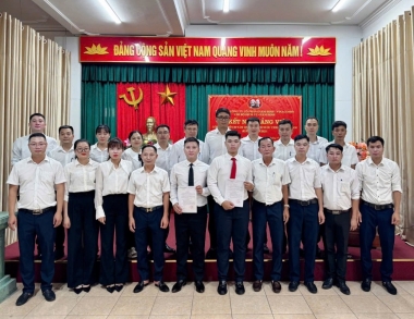 Đảng bộ Công ty CP Giám định - Vinacomin kết nạp ‘Lớp đảng viên 80 năm Quốc khánh 2/9’