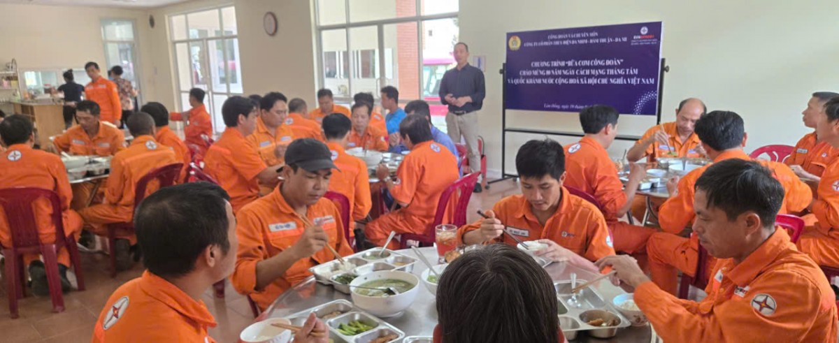 ‘Bữa cơm Công đoàn’ - Hoạt động ý nghĩa và mang nhiều cảm xúc của Công ty ĐHĐ