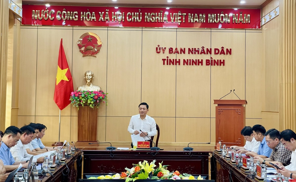 Bàn tháo gỡ vướng mắc dự án ĐZ 500/220kV Nho Quan - Phủ Lý - Thường Tín