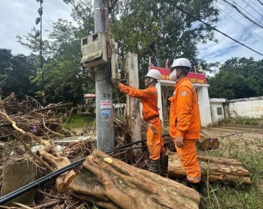 Tình hình vận hành các hồ thủy điện, lưới điện và cung cấp điện sau bão số 10