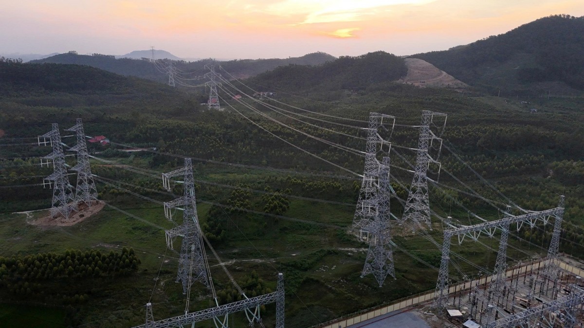 Đóng điện thành công dự án đường dây 500kV Lào Cai - Vĩnh Yên
