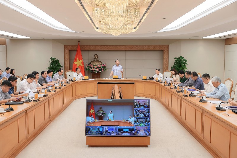 Rà soát tiến độ, xử lý vướng mắc trong các dự án trọng điểm ngành năng lượng