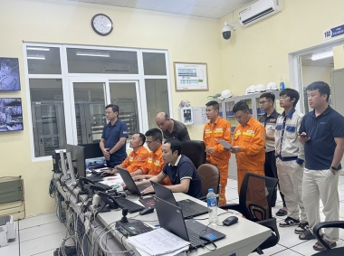 Đóng điện dự án nâng công suất Trạm biến áp 220kV Tương Dương