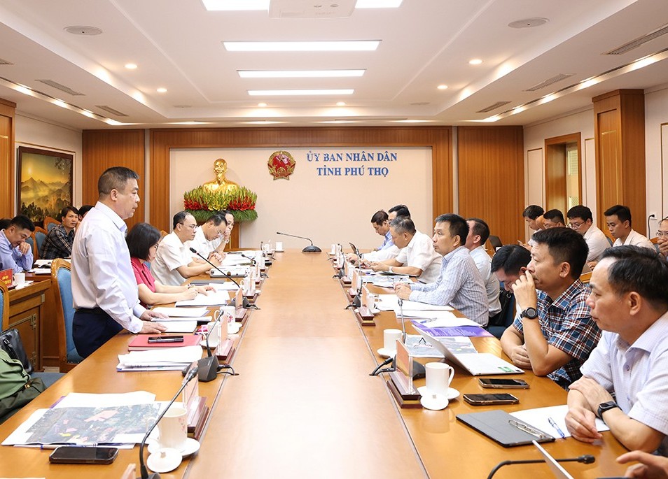 EVNNPT làm việc với tỉnh Phú Thọ về các dự án truyền tải nhập khẩu điện từ Lào về Việt Nam